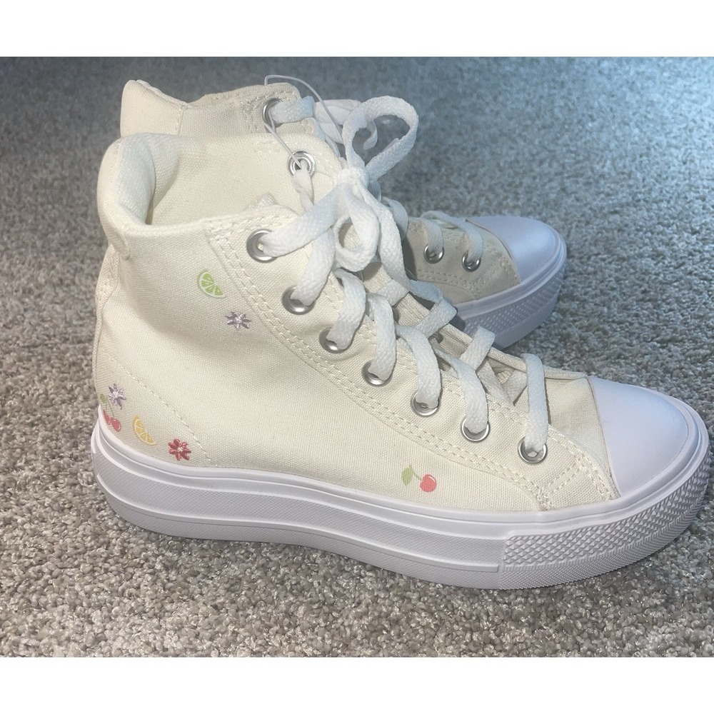 Converse Women's Platform High Top Sneakers Cream Fruit Sz 6 Brand New